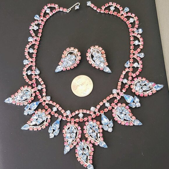 Stunning Vintage Blue & Pink Rhinestone Collar Bib Choker Necklace & Earring Set - Picture 7 of 13